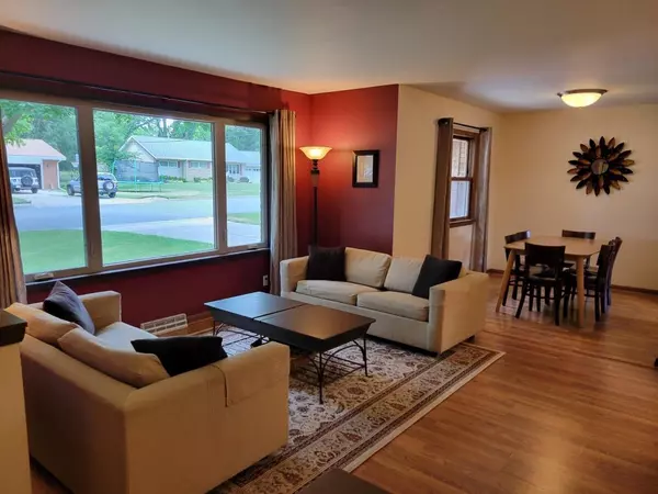 Delavan, WI 53115,239 Vine St