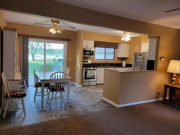 Delavan, WI 53115,312 Inlet Shore Dr