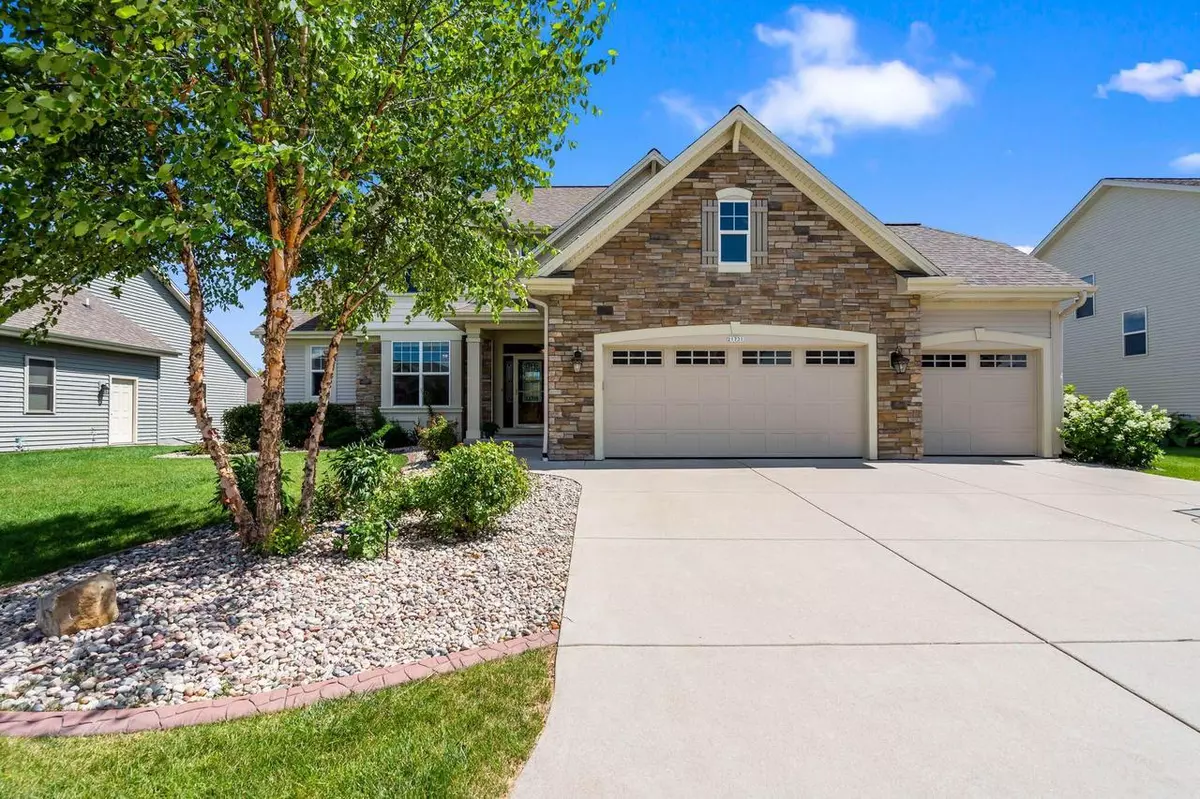 Lannon, WI 53046,21731 N Weather Edge Cir