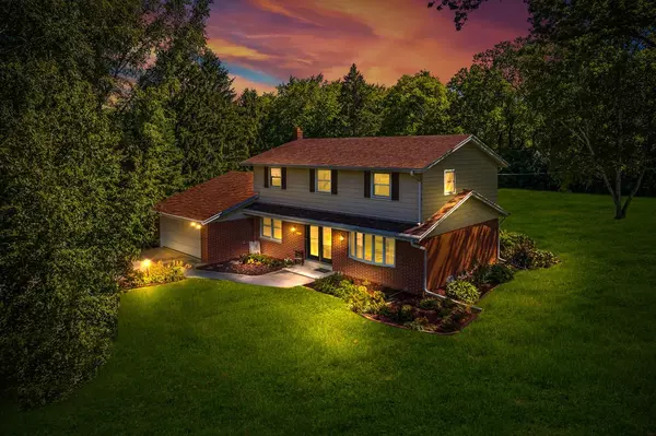 610 Ridge DRIVE, Colgate, WI 53017