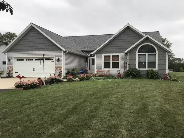 23719 W 7 Mile RD, Muskego, WI 53150