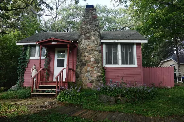 N6577 Forest Rd, Delavan, WI 53115