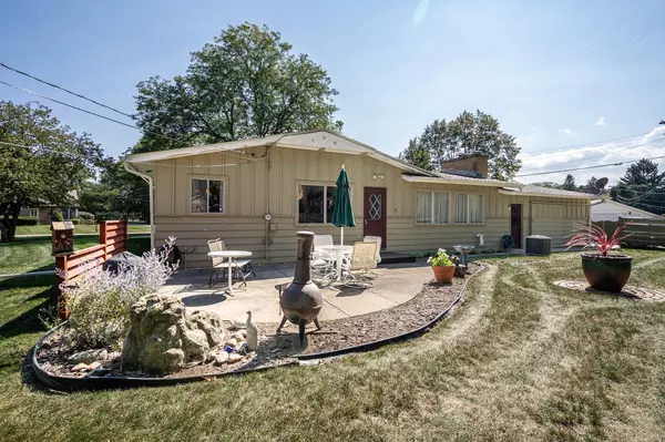 Elmwood Park, WI 53405,3702 Maryland AVENUE