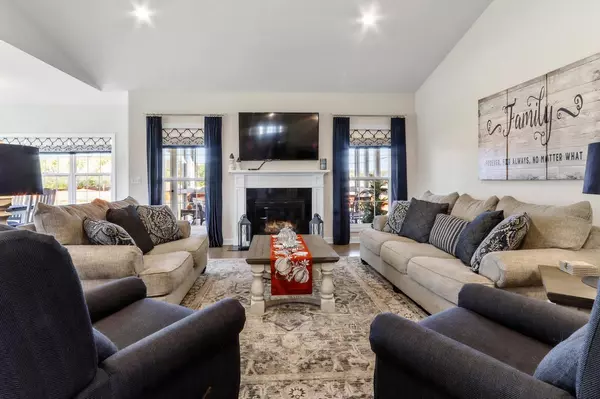 Lake Geneva, WI 53147,615 Settlers Ridge Dr