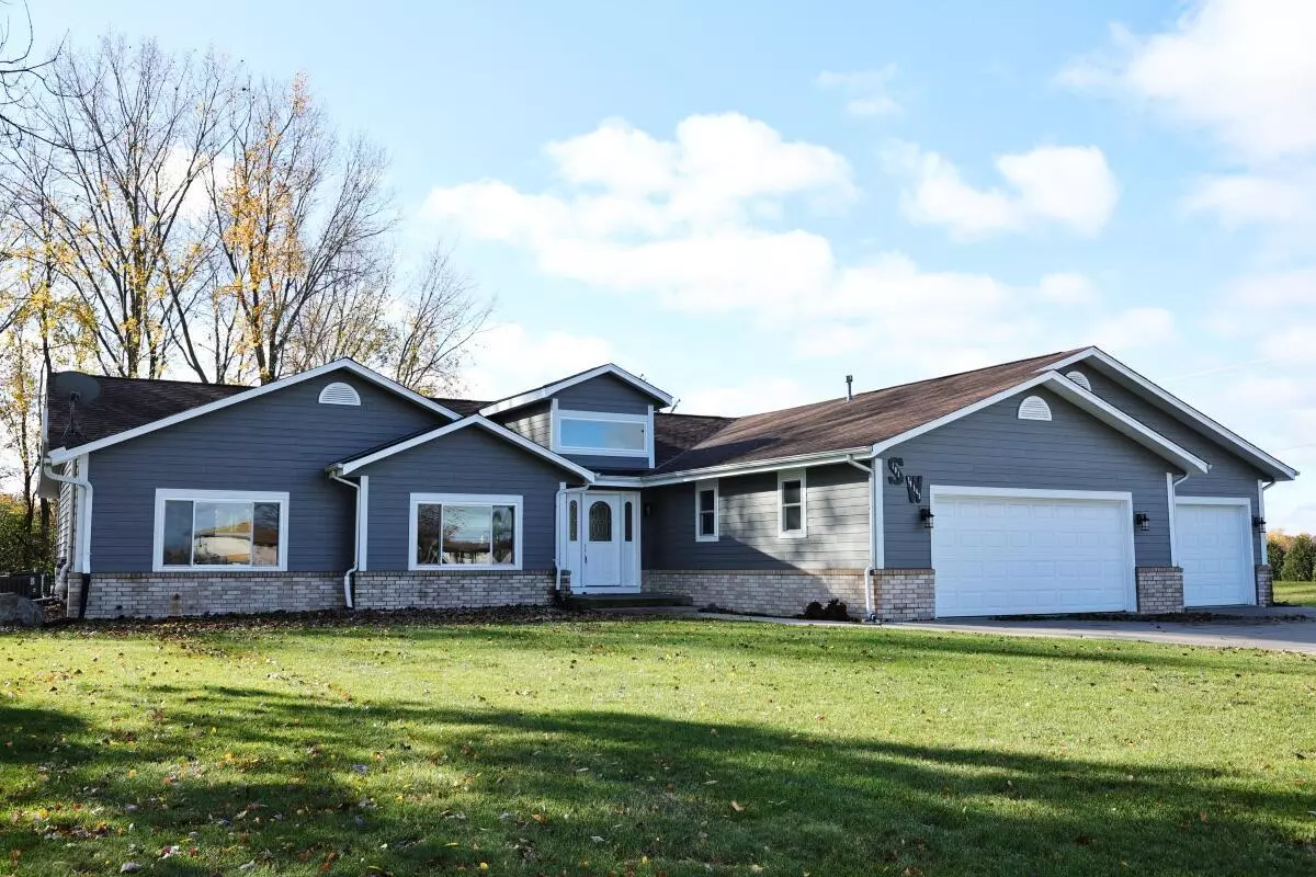 Muskego, WI 53150,S103W19543 Kelsey DRIVE