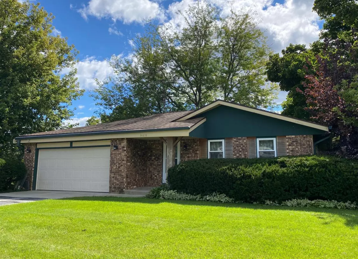 Summit, WI 53066,36839 Meadow Dr