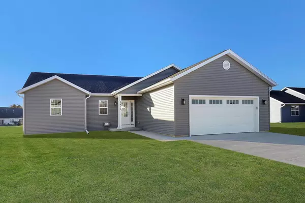 Delavan, WI 53115,1612 Whispering Pines Dr