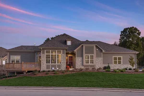 S98W13720 Jay Dr DRIVE #13-40, Muskego, WI 53150
