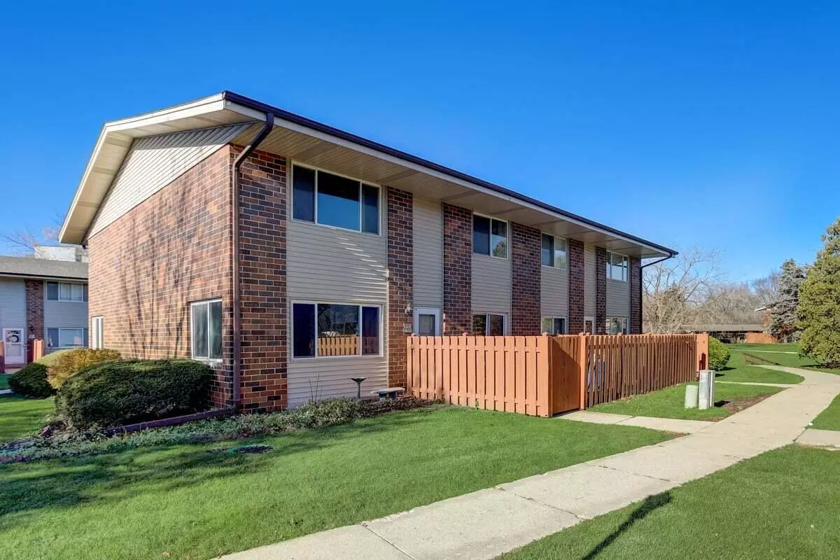 Muskego, WI 53150,W170S7375 Parkland Dr