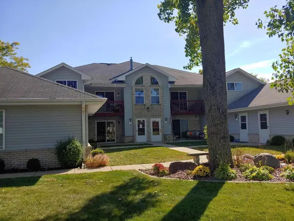 Cudahy, WI 53110,6175 S Creekside DRIVE #1