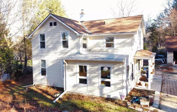 115 Walnut St, Glenbeulah, WI 53023