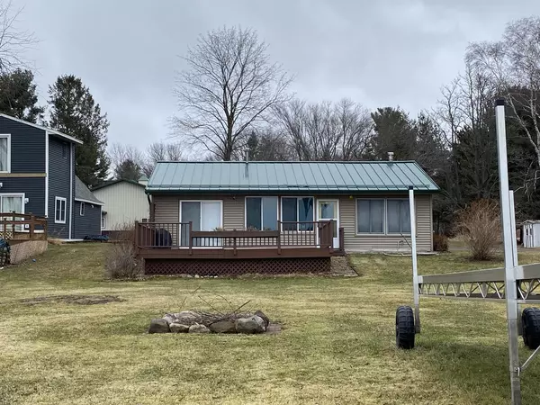 Montello, WI 53949,W227 North Shore DR