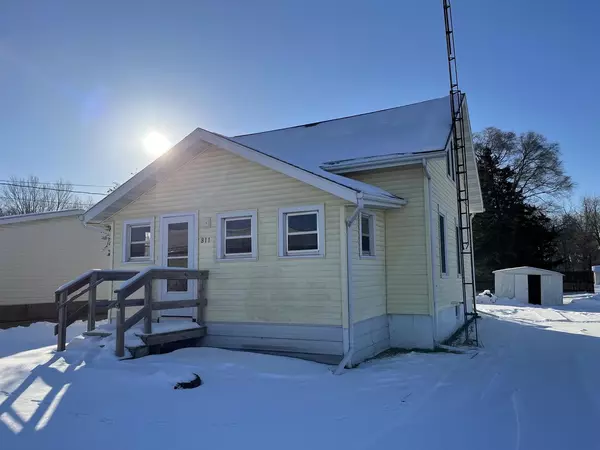 811 Washington St, Sparta, WI 54656