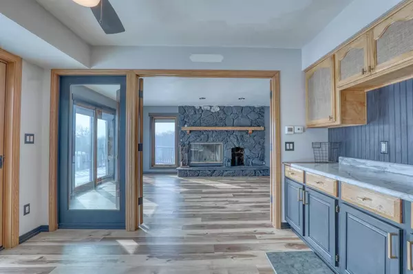 Summit, WI 53066,1900 N Glendale RD