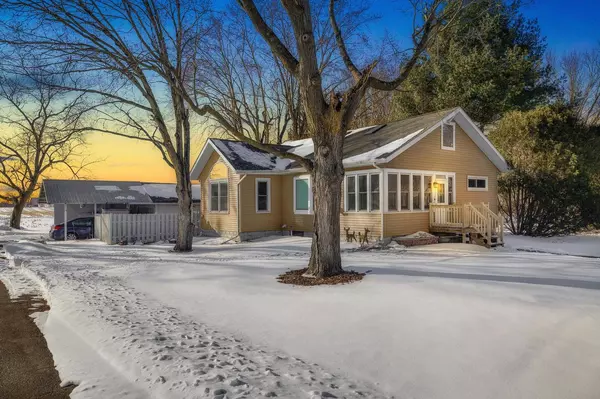 200 Oak ST N, Rockland, WI 54653