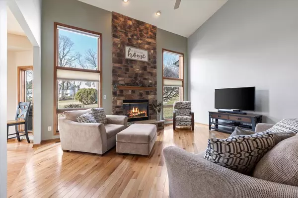 Muskego, WI 53150,W169S7949 Sarah COURT