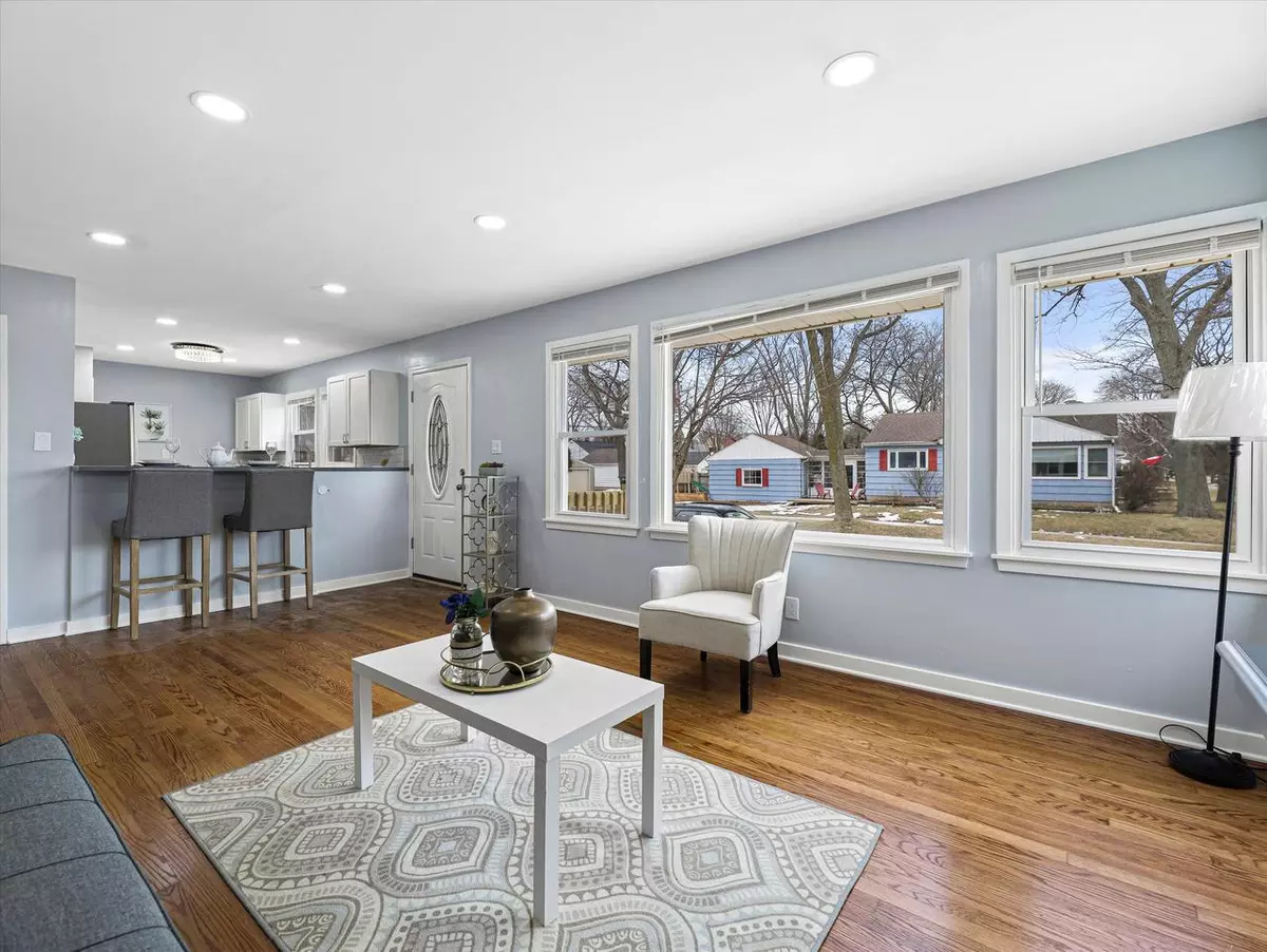 Whitefish Bay, WI 53217,130 W Lexington BOULEVARD