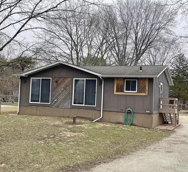 2808 Jones STREET, Delavan, WI 53115