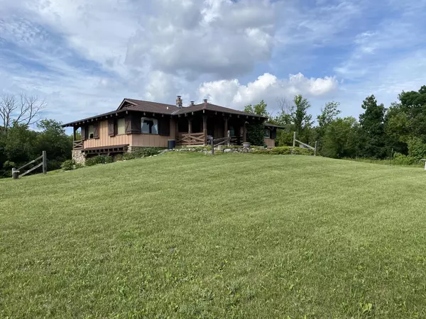 S63W16875 College AVENUE, Muskego, WI 53150