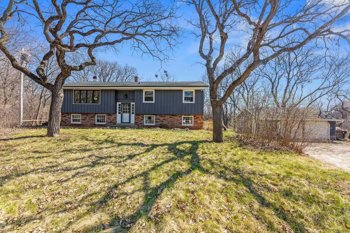 Eagle, WI 53119,W360S10010 Markham ROAD