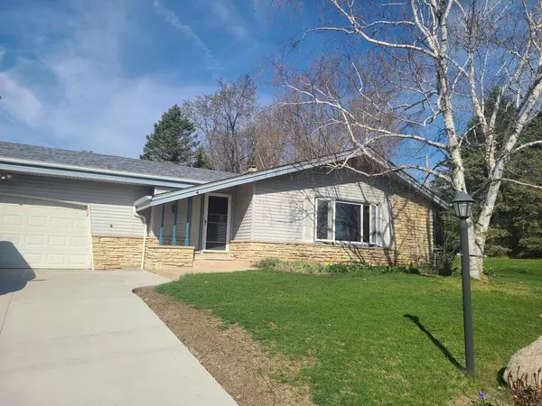 2965 Skyline DRIVE, Hubertus, WI 53033