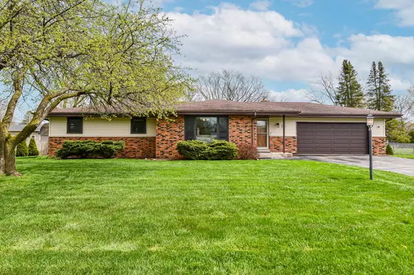W132S6442 Saroyan ROAD, Muskego, WI 53150