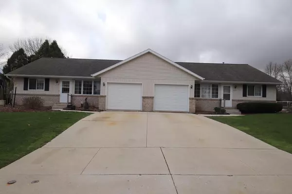 2407 Fairfield LANE #2409, Plymouth, WI 53073