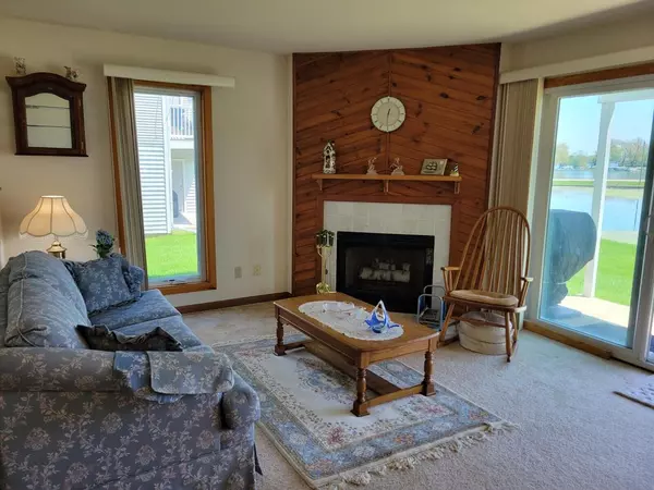 Delavan, WI 53115,1433 S Delavan Club DRIVE