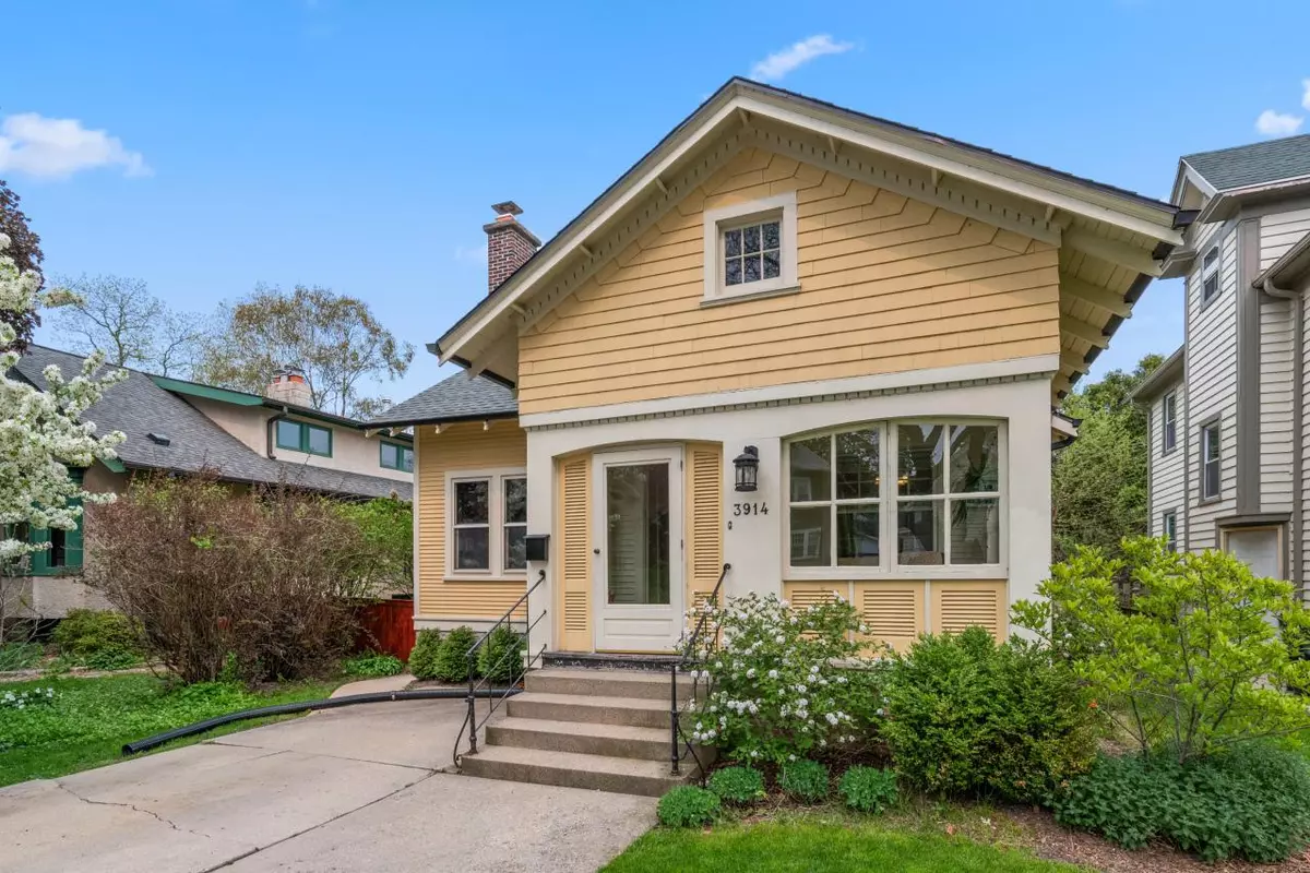 Shorewood, WI 53211,3914 N Prospect AVENUE