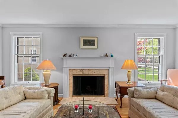 Whitefish Bay, WI 53217,6060 N Bay Ridge AVENUE