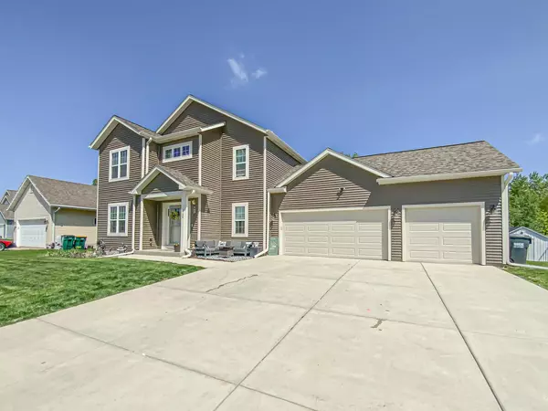 Elkhorn, WI 53121,1136 W Rosemary ROAD