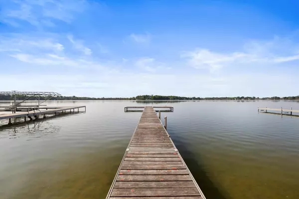 Kansasville, WI 53139,23903 Oakwood LANE