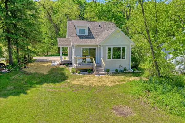 Hubertus, WI 53033,1566 E Friess Lake DRIVE