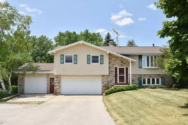 N1406 Maple DRIVE, Campbellsport, WI 53010