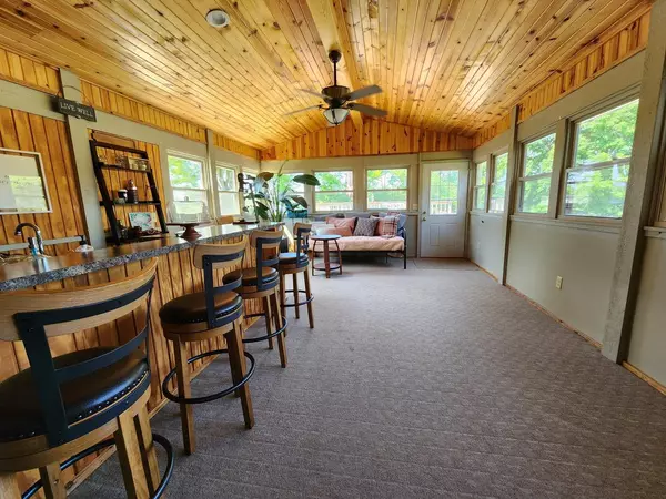 Twin Lakes, WI 53181,1926 Esch ROAD