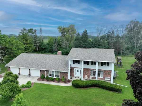 3929 S Brook ROAD, Franksville, WI 53126