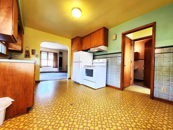 Spooner, WI 54801,306 Balsam STREET