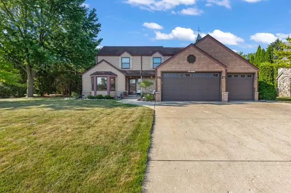 S74W14255 Settler WAY, Muskego, WI 53150