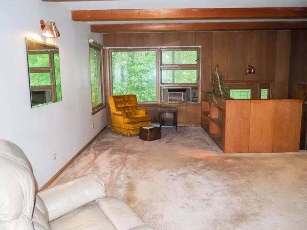 North Prairie, WI 53153,203 Prairie View DRIVE