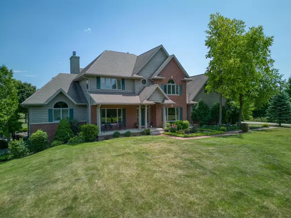 W6944 Savannah LANE, Delavan, WI 53115