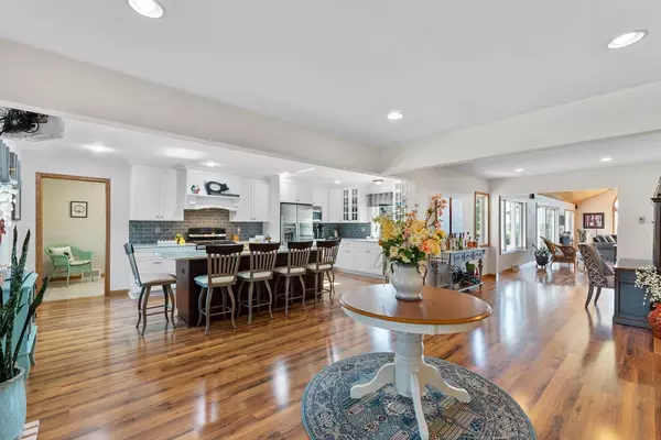 Fredonia, WI 53021,1346 E Hawthorne DRIVE