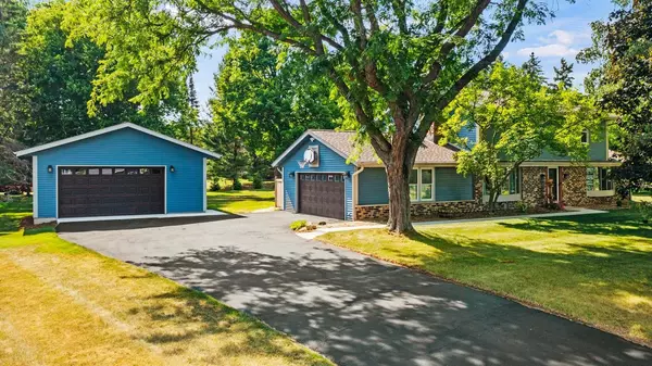 Waukesha, WI 53188,W291S2711 Cambrian RIDGE