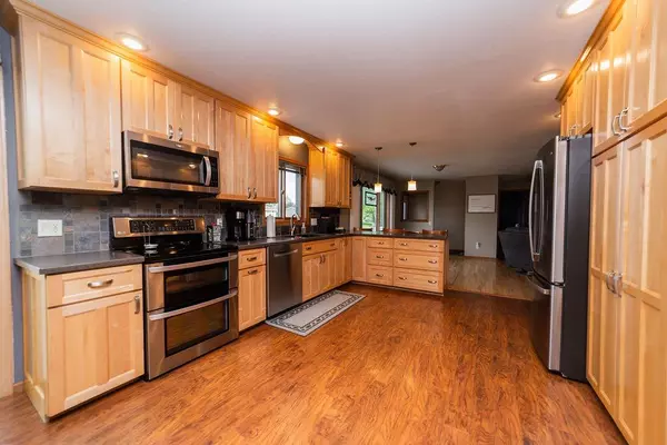 Rockland, WI 54653,704 Cardinal AVENUE