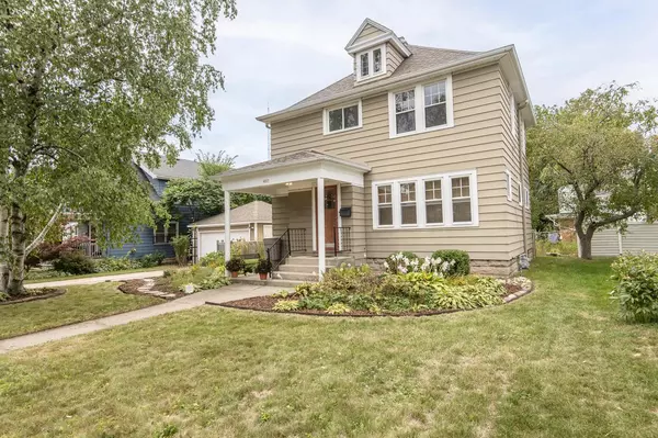 Shorewood, WI 53211,4327 N Newhall STREET