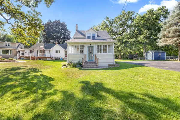 1714 South Shore DRIVE, Delavan, WI 53115