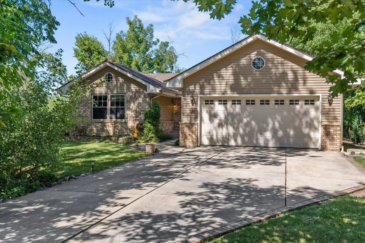 Wind Lake, WI 53185,26428 Kendra LANE