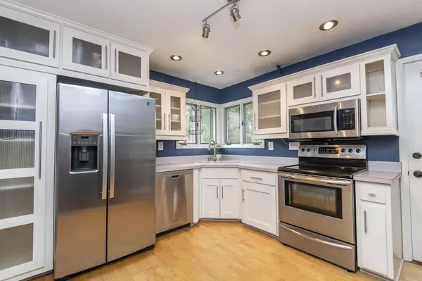 S64W12990 Kipling COURT, Muskego, WI 53150