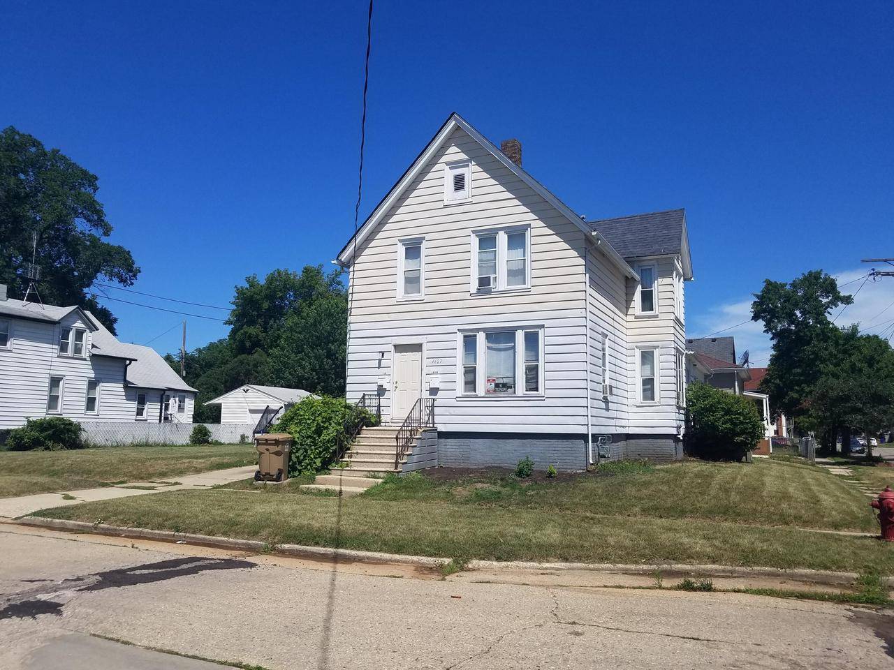 4623 10th AVENUE, Kenosha, WI 53140
