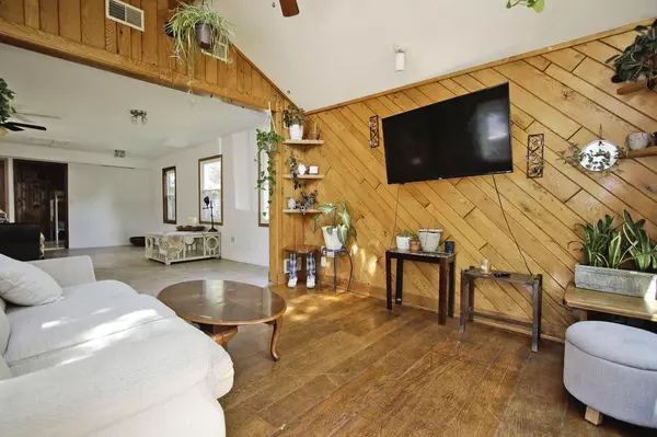 Delavan, WI 53115,2707 Cameron STREET