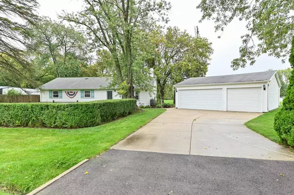 S70W14363 Belmont DRIVE, Muskego, WI 53150